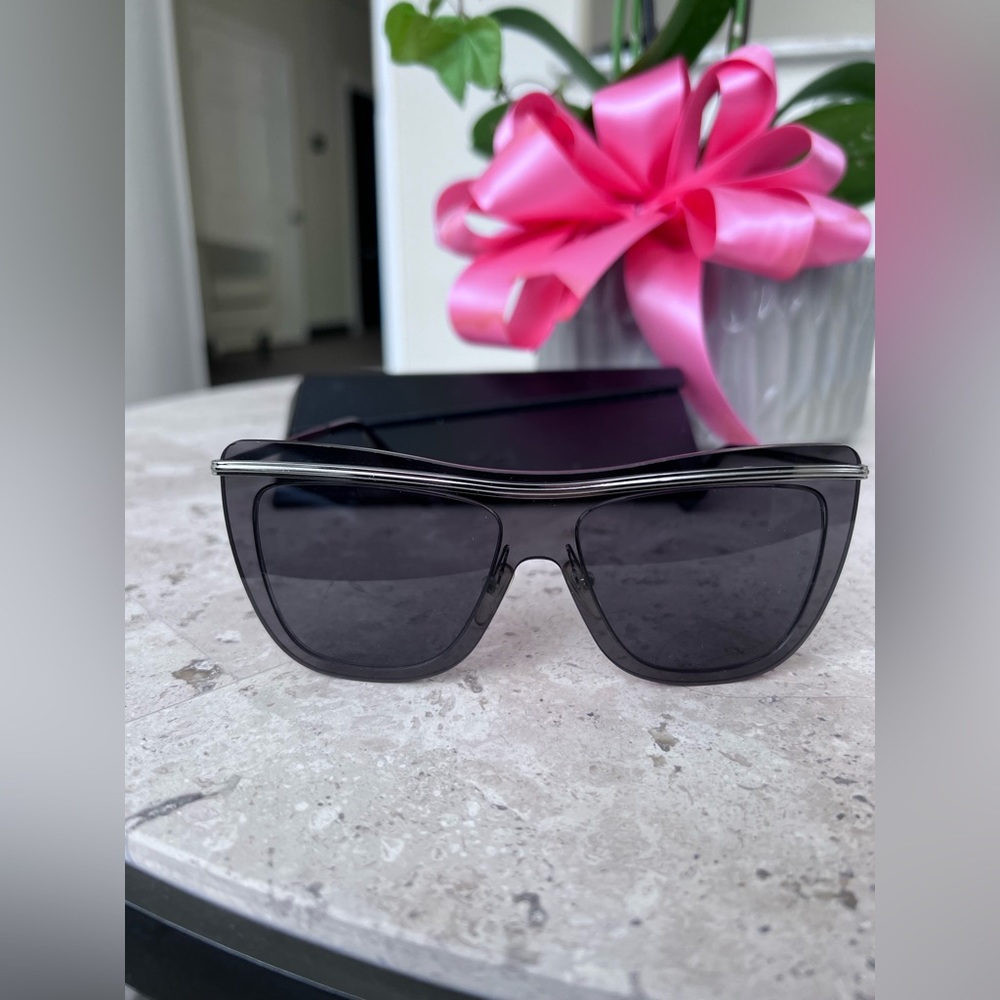 Alexander McQueen sunglasses